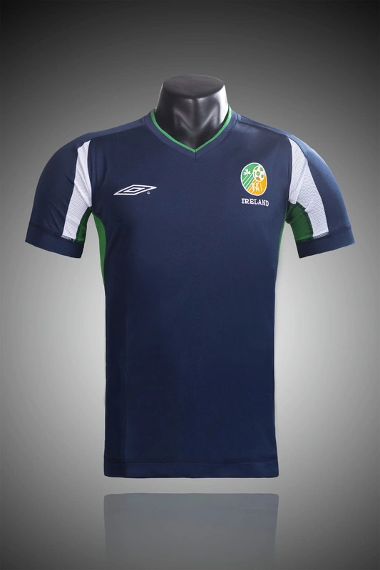 Ireland 2002-03 Second Away Retro Jersey