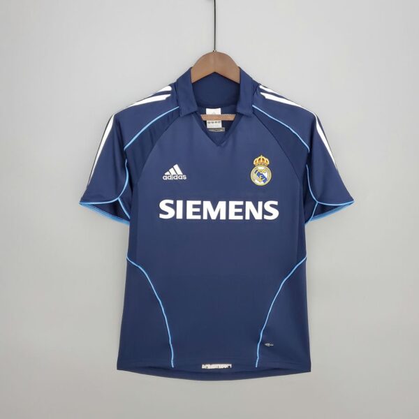 Real Madrid 2005-06 Away Retro Jersey
