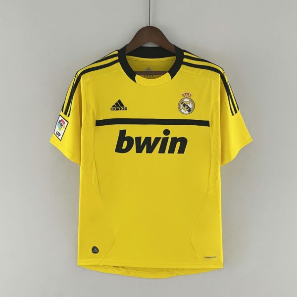 Real Madrid 2011-12 Yellow Goalkeeper Retro Jersey