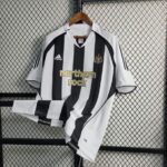 Newcastle United 2004-06 Home Retro Jersey