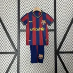 Barcelona 2009-10 Home Kids Kit - Image 2