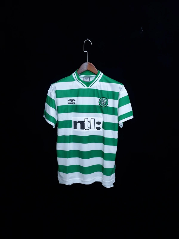 Celtic 1999-00 Home Retro Jersey