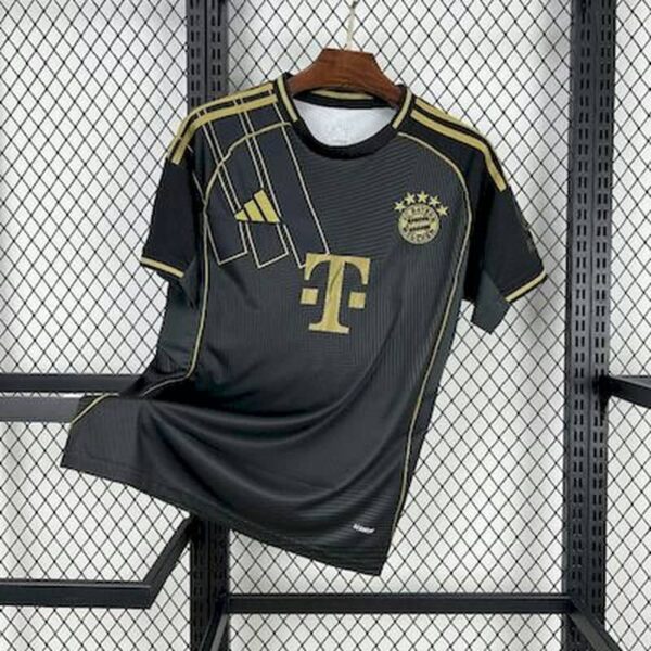 Bayern Munich 2025-26 Black Gold Special Edition Jersey