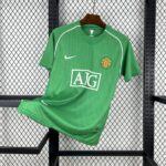 Manchester United 2007-08 Green Goalkeeper Retro Jersey