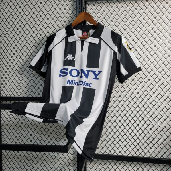 Juventus 1997-98 Home Retro Jersey