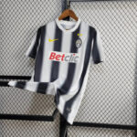 Juventus 2011-12 Home Retro Jersey