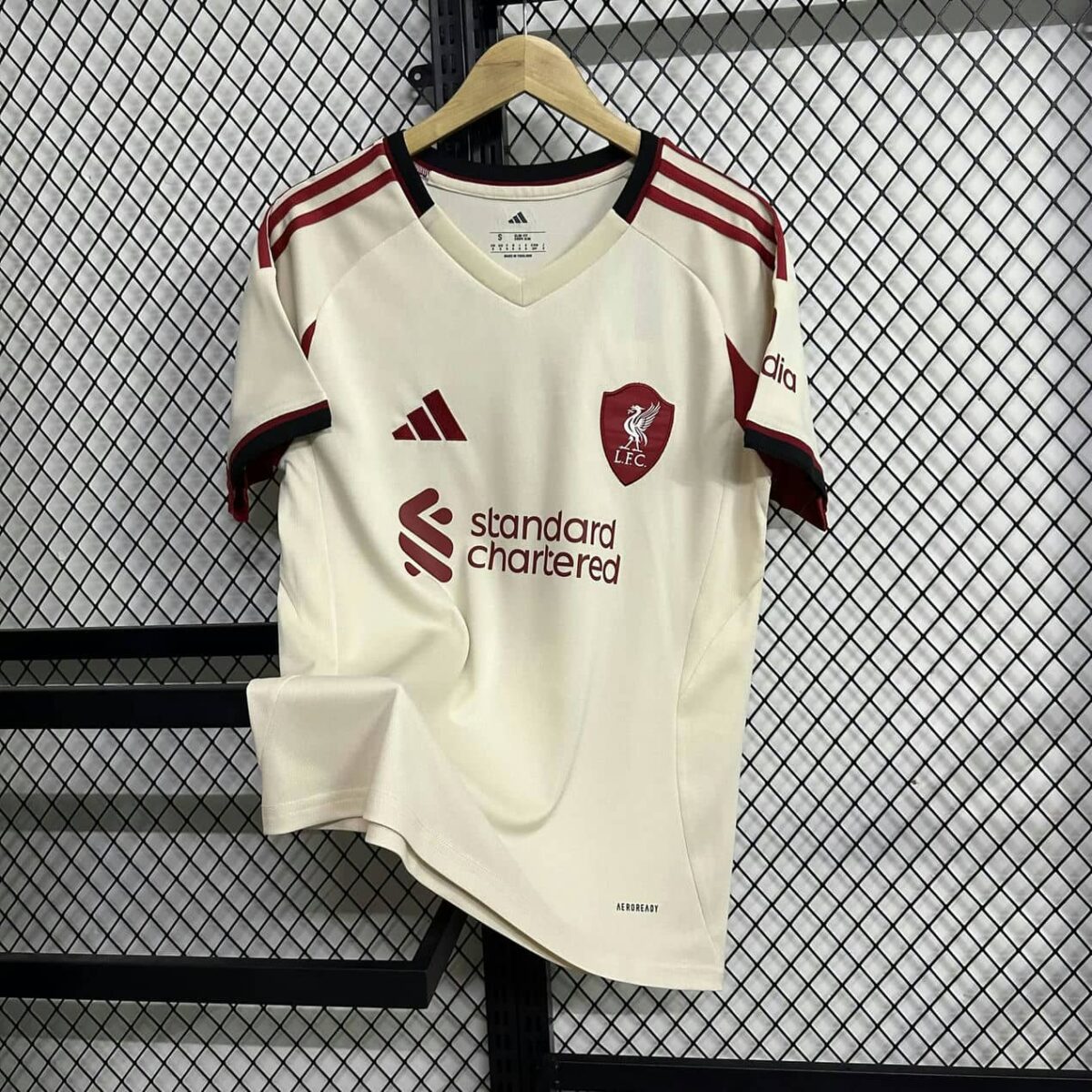 Liverpool 2025-26 Away Jersey Fan Version - Image 1