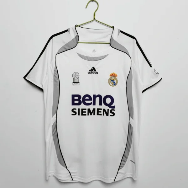 Real Madrid 2006-07 Home Retro Jersey
