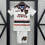 Manchester United 1997-98 Away Kids Kit