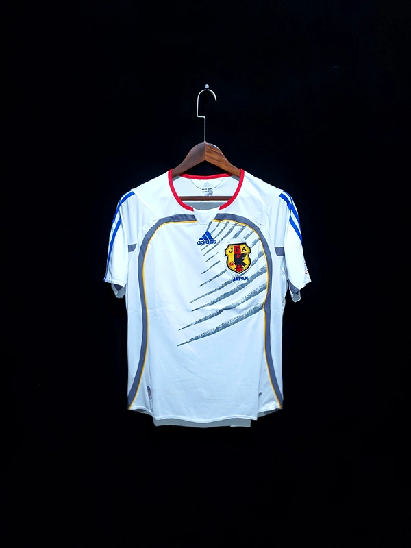 Japan 2006-07 Away Retro Jersey