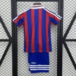 Bayern Munich 1995-97 Home Kids Kit - Image 2