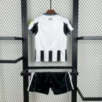 Newcastle United 2025-26 Home Kids Kit - Image 2
