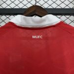 Manchester United 2010-11 Home Retro Jersey - Image 3