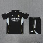 Real Madrid 2025-26 Black Short Sleeve Training Kit - Image 3
