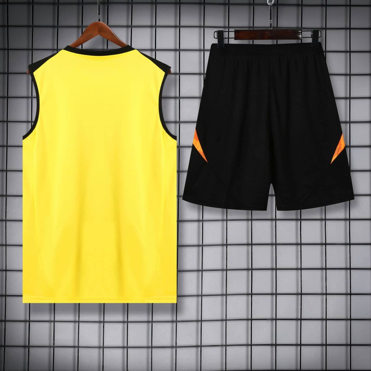 Atletico Mineiro 2025-26 Yellow Vest Training Kit - Image 3