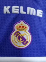 Real Madrid 1997-98 Away Retro Jersey - Image 3