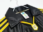 Real Madrid 1999-01 Away Retro Jersey - Image 3