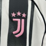 Juventus 2025-26 Home Kids Kit - Image 5