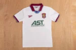 Aston Villa 1996-97 Away Retro Jersey - Image 3