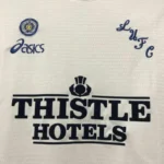 Leeds United 1995-96 White Retro Jersey - Image 3