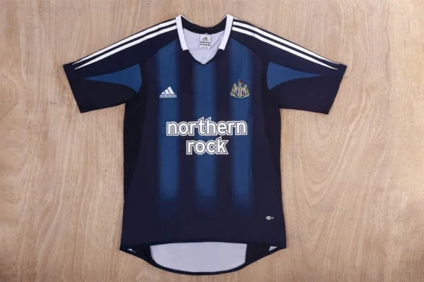 Newcastle United 2004-05 Away Retro Jersey