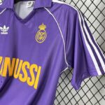 Real Madrid 1984-85 Third Retro Jersey - Image 3
