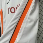 Valencia 2006-07 Home Retro Jersey - Image 3