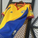 Romania 2000-01 Home Retro Jersey - Image 4