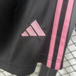 Juventus 2025-26 Home Shorts - Image 4