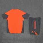 Bayern Munich 2025-26 Orange Short Sleeve Training Kit - Image 4