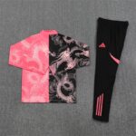 Real Madrid 2025-26 Black Pink Half Zip Long Sleeve Training Kit - Image 4