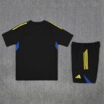 Manchester United 2025-26 Black Short Sleeve Training Kit - Image 4