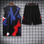 Manchester United 2025-26 Black Colorblock Vest Training Kit - Image 4