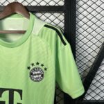 Bayern Munich 2025-26 Light Green Goalkeeper Jersey - Image 4