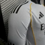Real Madrid 2025-26 Home Long Sleeve Jersey Player Version - Image 4