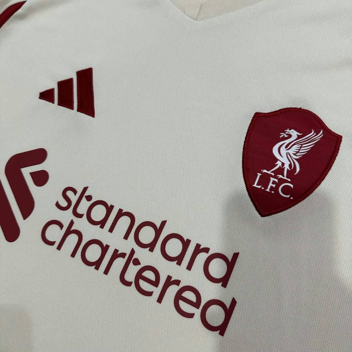 Liverpool 2025-26 Away Jersey Fan Version - Image 4