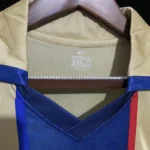Barcelona 2002-03 Away Retro Jersey - Image 4