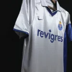 Porto 2001-02 Away Retro Jersey - Image 4
