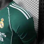 Real Madrid 2025-26 Green Special Edition Jersey Player Version - Image 4