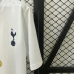 Tottenham Hotspur 2025-26 White Snake Training Jersey - Image 4