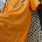 Barcelona 2006-07 Away Retro Jersey - Image 4