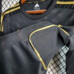 Real Madrid 2011-12 Away Retro Long Sleeve Jersey - Image 4
