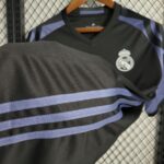Real Madrid 2016-17 Second Away Retro Jersey - Image 4
