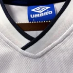 Ireland 2002-03 Away Retro Jersey - Image 4