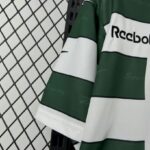 Sporting Lisbon 2000-01 Home Retro Jersey - Image 4