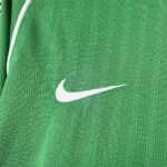 Manchester United 2007-08 Green Goalkeeper Retro Jersey - Image 5