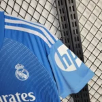 Real Madrid 2025-26 Blue Goalkeeper Jersey - Image 5
