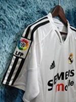Real Madrid 2004-05 Home Retro Jersey - Image 5