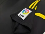 Real Madrid 2011-12 Black Goalkeeper Retro Jersey - Image 5