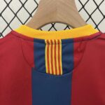 Barcelona 2010-11 Home Kids Kit - Image 5